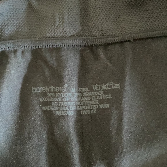 Workout shorts - Picture 2 of 2